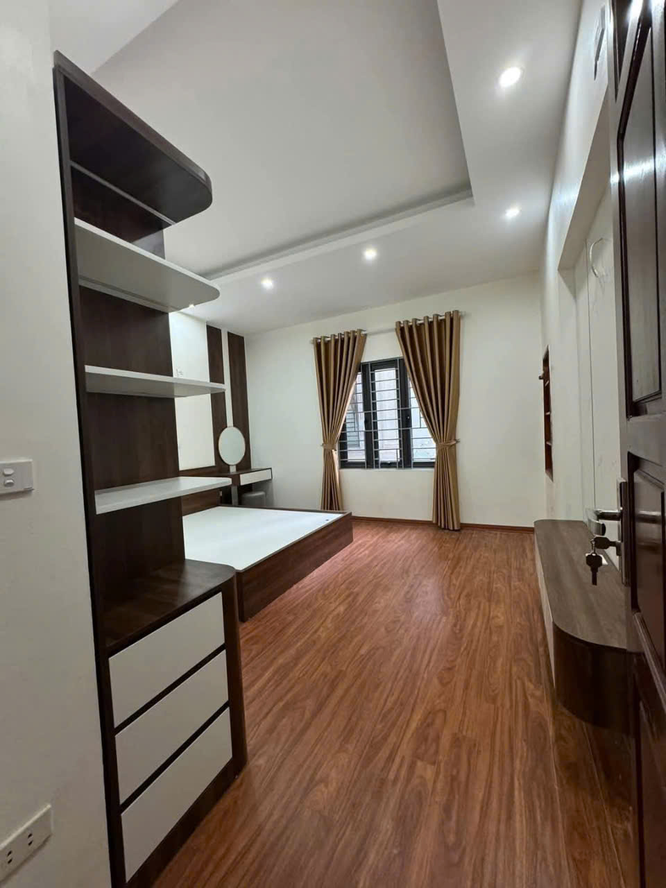 Chính chủ bán gấp nhà Vạn Phúc, Hà Đông ô tô đỗ gần 46m, 3 tầng > 7 tỷ - Ảnh chính