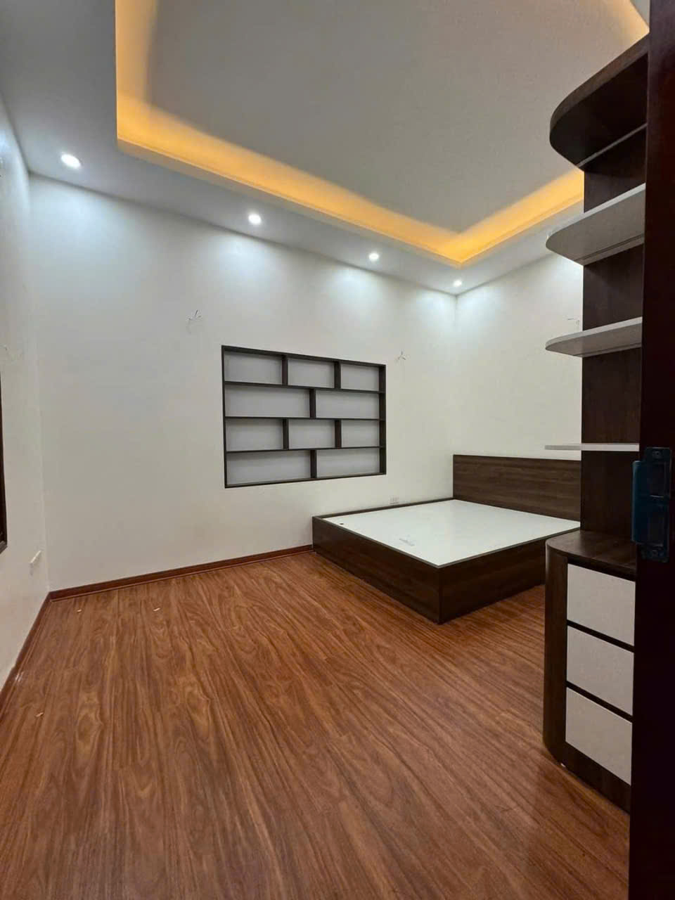 Chính chủ bán gấp nhà Vạn Phúc, Hà Đông ô tô đỗ gần 46m, 3 tầng > 7 tỷ - Ảnh 1