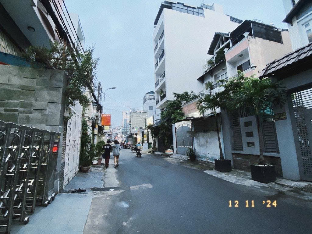 Nhà Mới Chính Chủ - 39M2 , 4 Tầng Đúc Với 4PN,3WC - Tô Hiến Thành  - Q1 - Ảnh 5