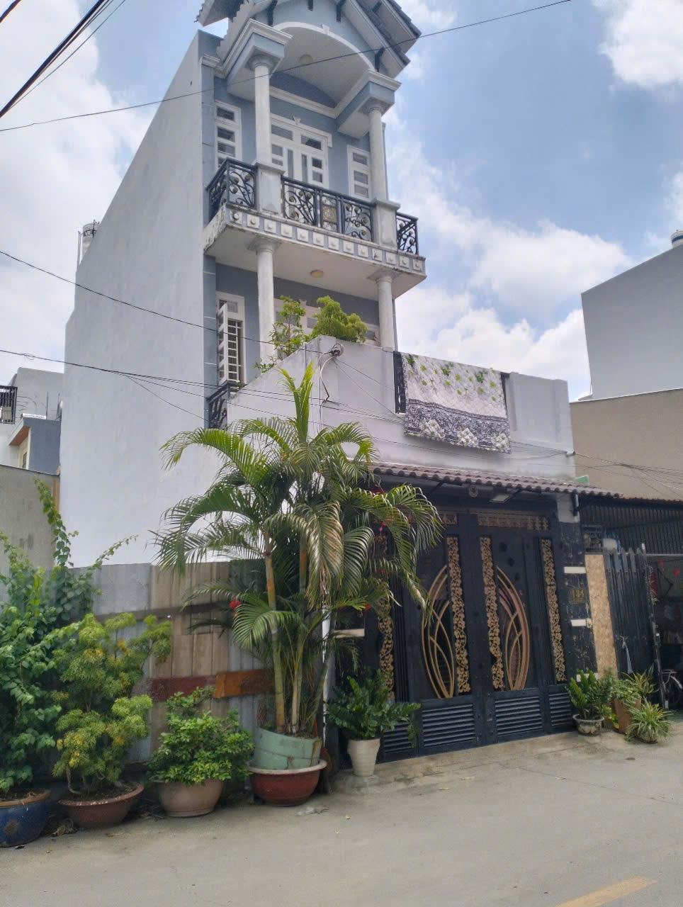 BÁN NHÀ 3 TẦNG MẶT TIỀN TÂN THỚI HIỆP 13 QUẬN 12, 4 X 18M, NHỈNH 5 TỶ - Ảnh 2