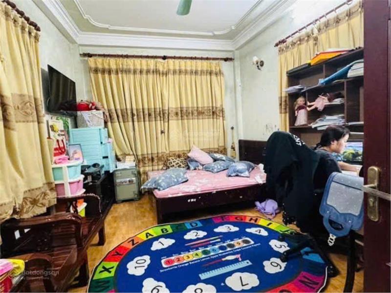 Nhà Đẹp - Giá đầu tư – Cần Bán Nhanh căn nhà 4 mặt thoáng vị trí tại quận Đống Đa, TP Hà Nội - Ảnh 1