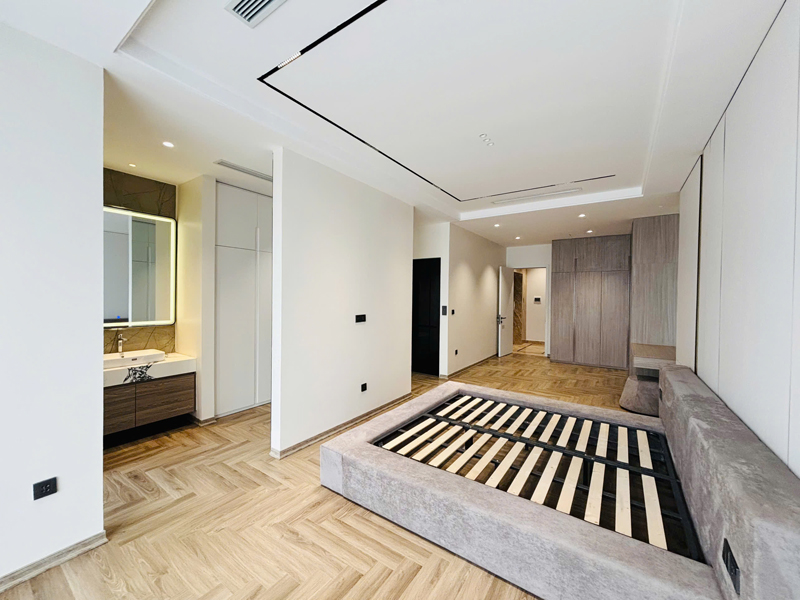 Chính chủ bán 73m2 nhà 6 tầng ngay cạnh phố Nông Vụ, Phúc Lợi. Đường phân lô bàn cờ, tiện ích nhiều - Ảnh 1