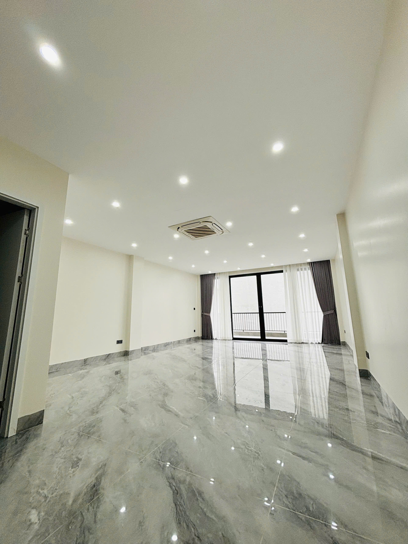Chính chủ bán 73m2 nhà 6 tầng ngay cạnh phố Nông Vụ, Phúc Lợi. Đường phân lô bàn cờ, tiện ích nhiều - Ảnh 7