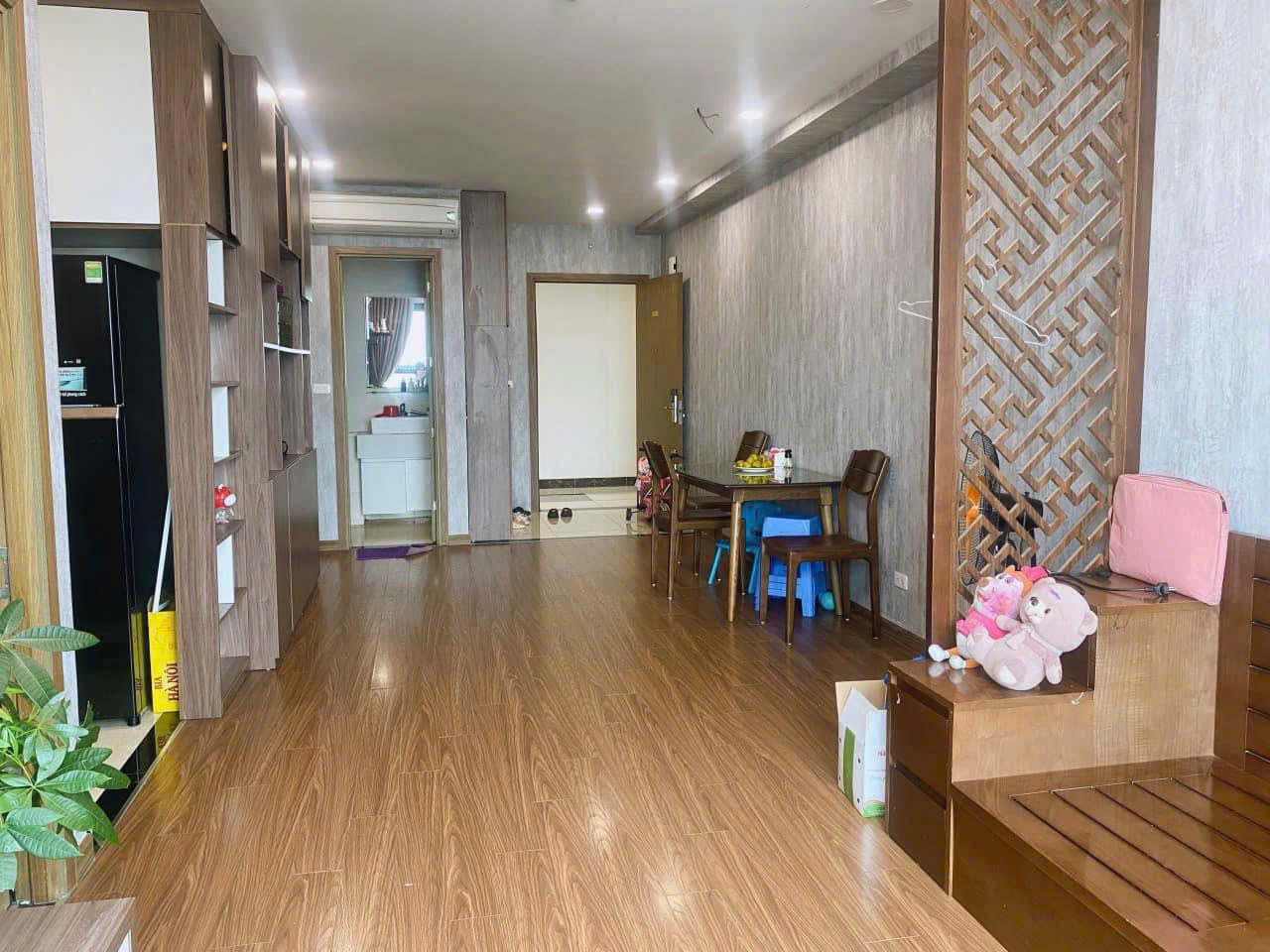 Căn hộ sổ đỏ CT4 Ecogreen - đường Nguyễn Xiển- Hoàng Mai 67m2, 2 ngủ giá chỉ 4.x tỷ - Ảnh 1