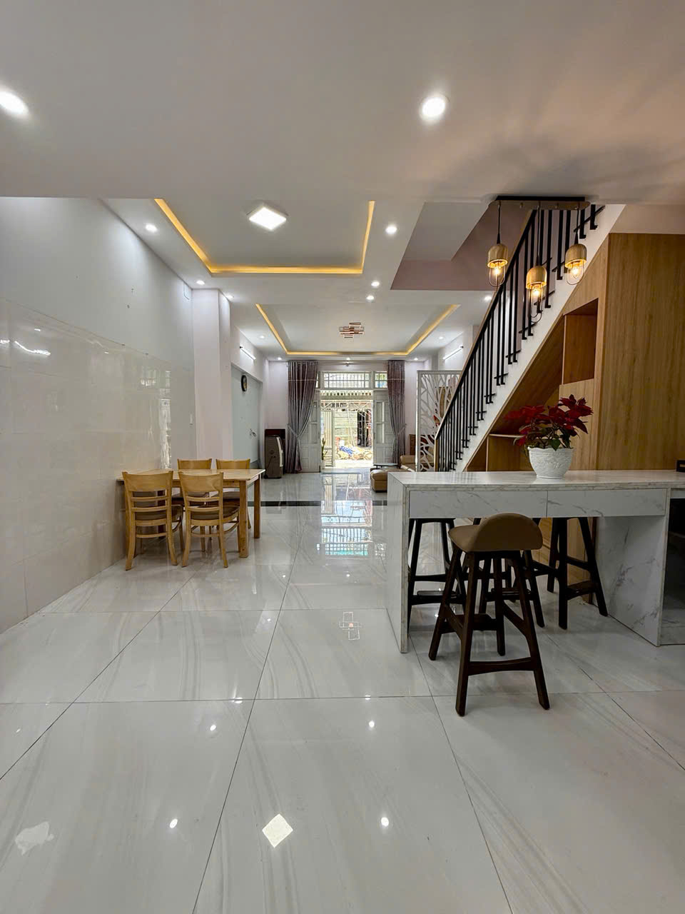 Bán Nhà Mặt Tiền- Khu Du Lich - Giá Rẻ - Ảnh 1