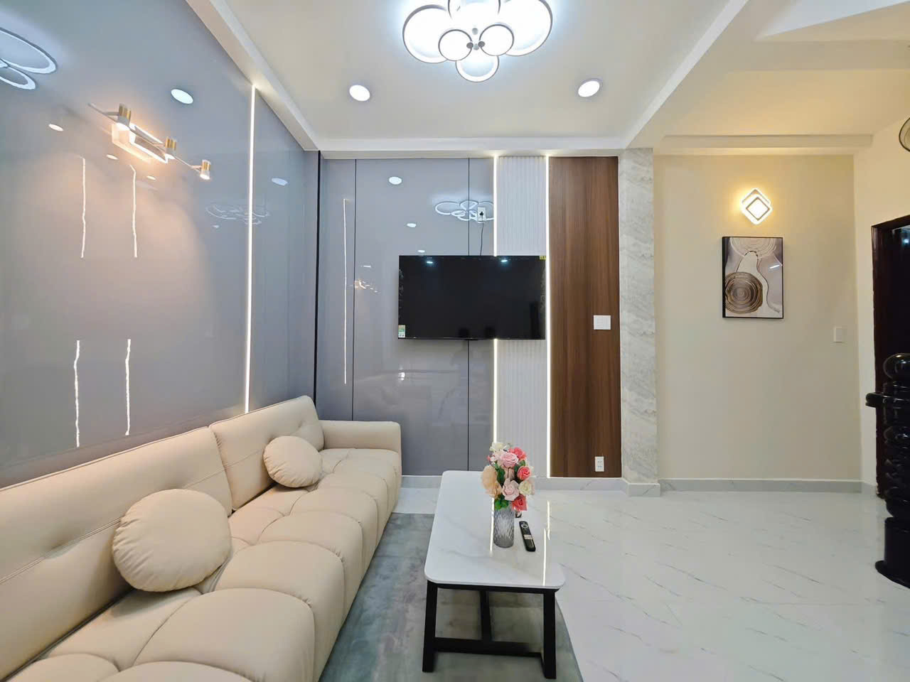 Nhà Phố cao cấp 5 Tầng (5x13) Mặt Tiền Huỳnh Thị Hai, Tân Chánh Hiệp, Q12 - Ảnh 2