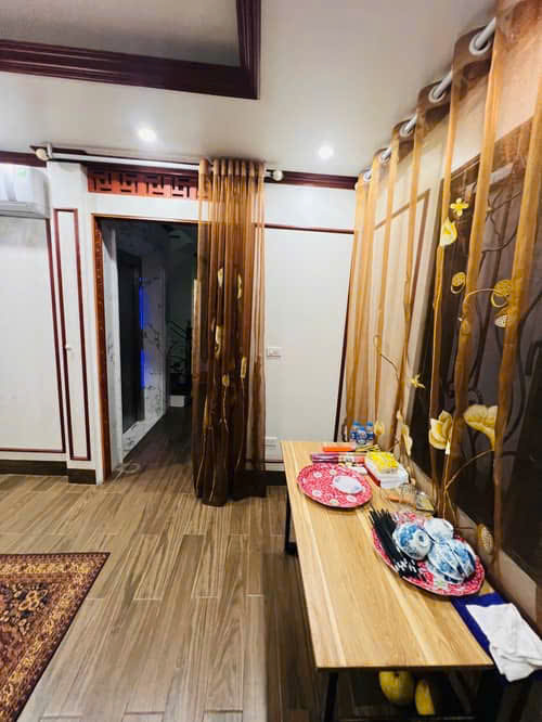 HOÀNG HOA THÁM - NHÀ 7 TẦNG THANG MÁY NHẬP - LÔ GÓC - OTO ĐỖ CỬA - 1 NHÀ RA PHỐ - KINH DOANH - VĂN - Ảnh 2