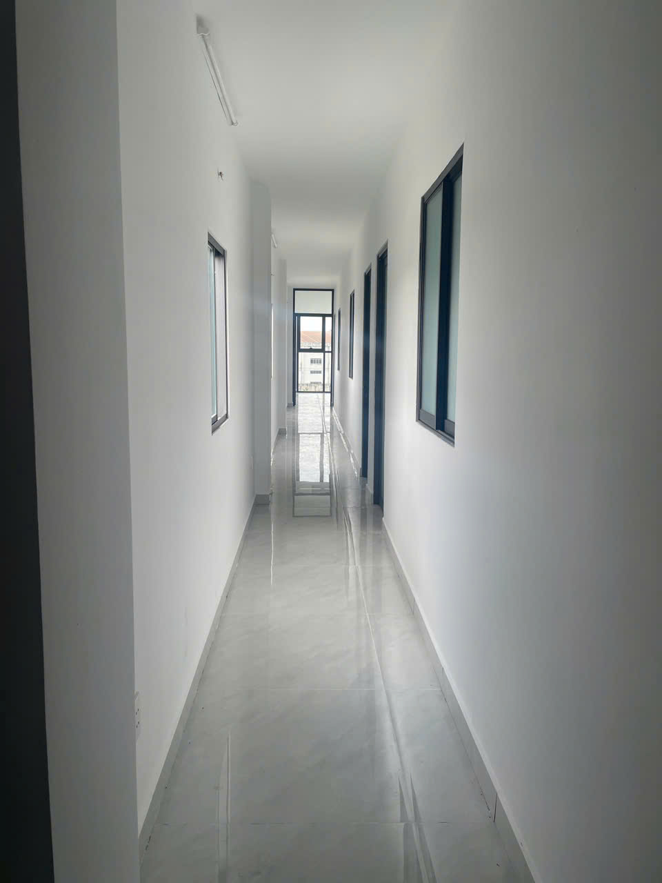GIÁ TỐT - CHÍNH CHỦ Cần Bán Nhanh Căn Nhà Mặt Tiền Đẹp Vị Trí Tại TP Thuận An, Tỉnh Bình Dương - Ảnh 4
