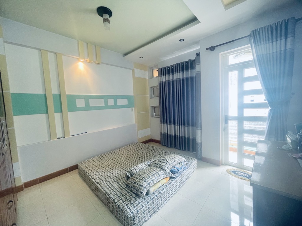 NHÀ ĐẸP QUANG TRUNG GV - GẦN CHỢ HẠNH THÔNG TÂY & CV LÀNG HOA - HXH - DT 78M² - 4 TẦNG CHỈ HƠN 6 TỶ - Ảnh 5