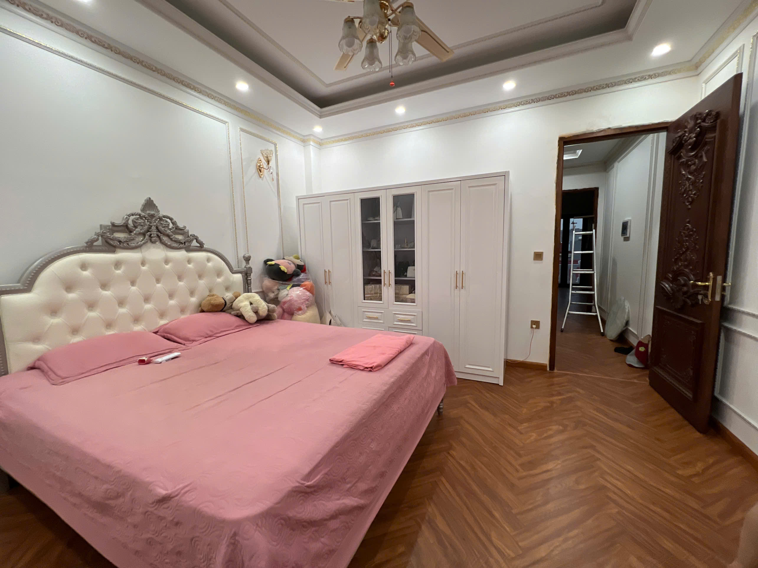 PHONG CÁCH THƯỢNG LƯU, NHÀ VIỆT HƯNG 100M, 5T, MT6M, NỞ HẬU, THANG MÁY, GARA,NỘI THẤT NHẬP - Ảnh 4