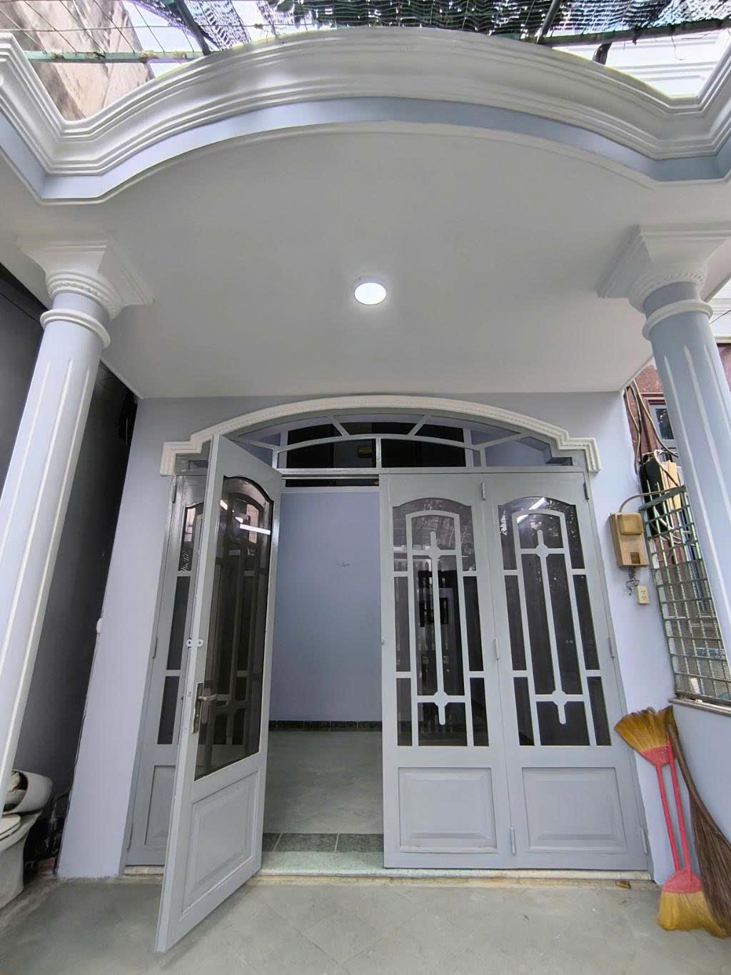 ⚠️CAM KẾT RẺ NHẤT Q. GÒ VẤP⚠️<br>+HIẾM- 62M2 Hẻm Xe Hơi - CHỈ 4,55 TỶ.  DT: 4x16 Vuông A4 - 2 TẦNG - - Ảnh 2