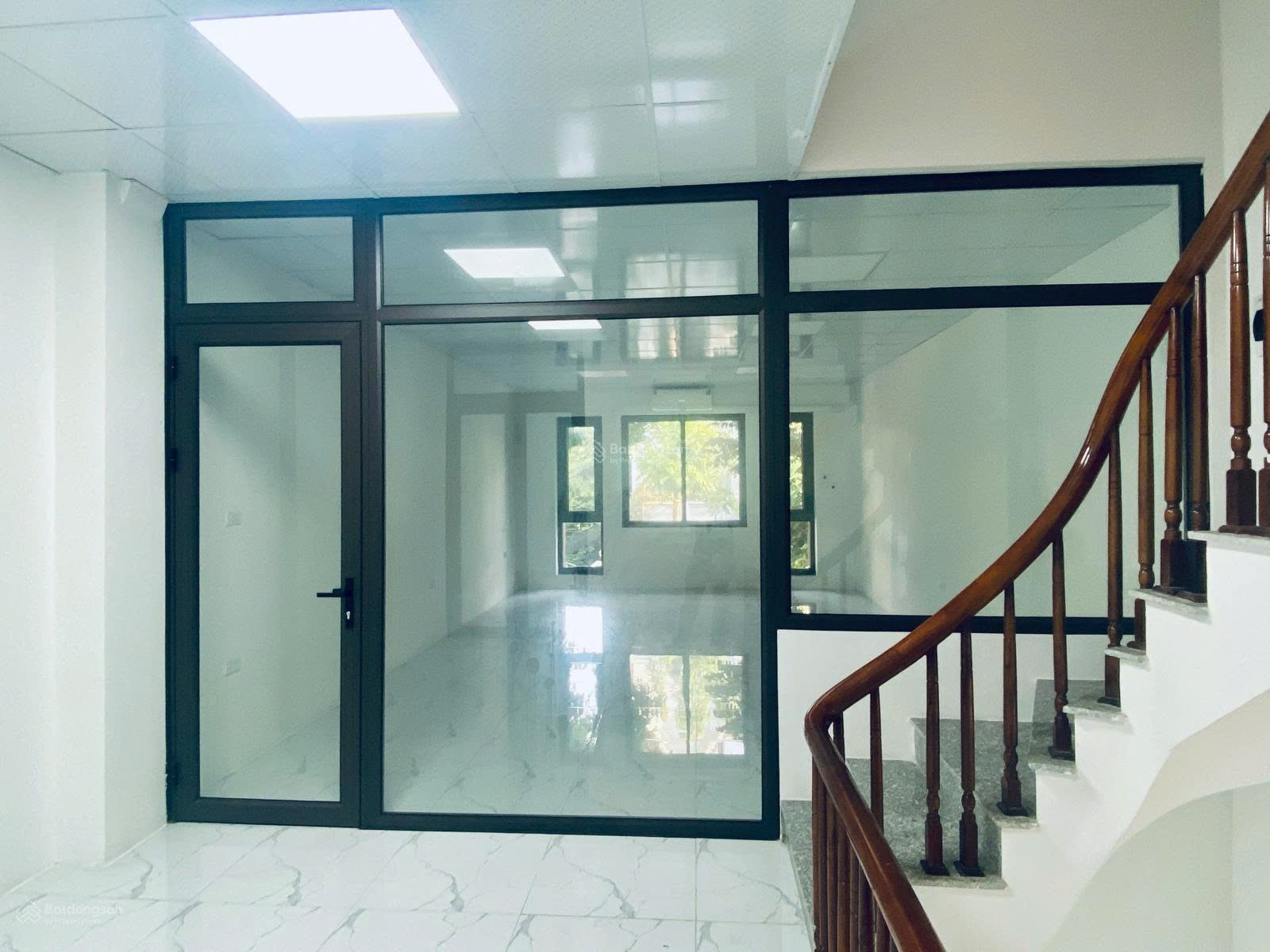 CHO THUÊ NHÀ LIỀN LỀ KHU C GELEXIMCO LÊ TRỌNG TẤN, 4 TẦNG, DT ĐẤT 95M2 - Ảnh chính