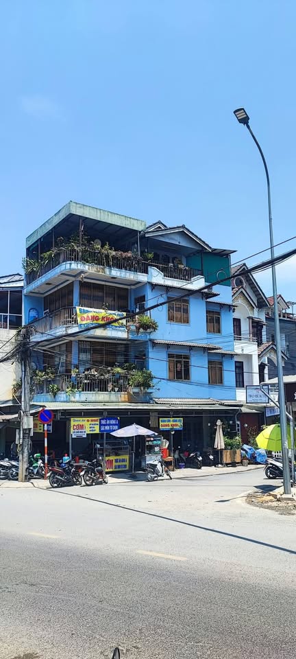Bán nhà 2 mặt tiền đường nhựa 14m kinh doanh cực tốt. - Ảnh 1