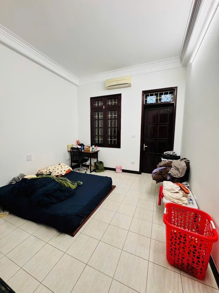 TRUNG KÍNH TO - PHÂN LÔ VIP CẦU GIẤY - LÔ GÓC 3 MẶT THOÁNG - OTO VÀO NHÀ - VÀI BƯỚC CHÂN RA PHỐ - Ở - Ảnh 4