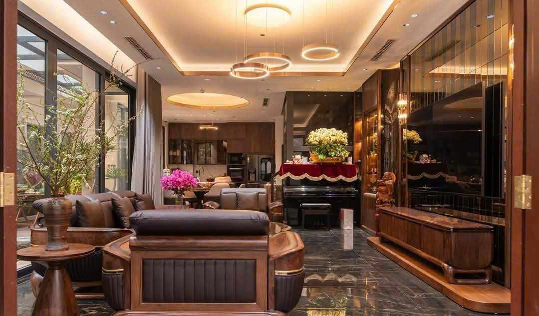 PHÂN LÔ NGUYỄN VĂN HUYÊN, ÔTÔ TRÁNH, VỈA HÈ KINH DOANH, 2 THOÁNG, DT 65M2 HƠN 18TỶ - Ảnh 1