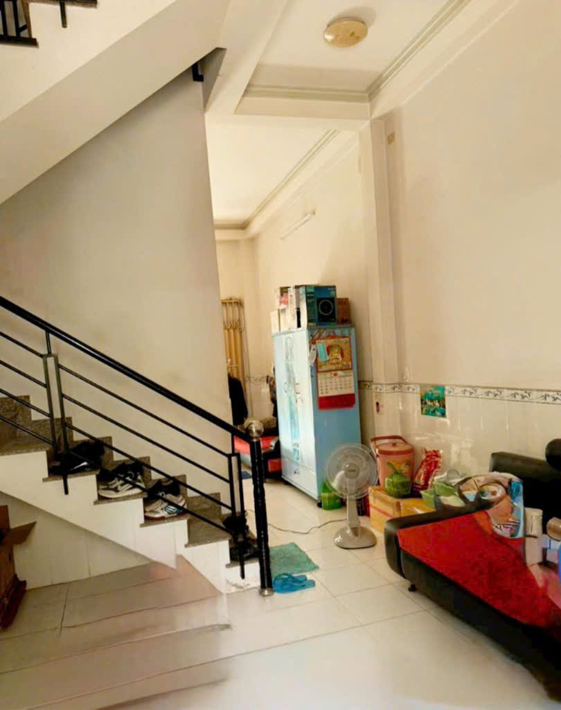 BÁN NHÀ 63M2 - NGANG HƠN 5 X 12M - LẦU ĐÚC THẬT - HẺM XE HƠI 5M - HƯƠNG LỘ 2 - BỆNH VIỆN BÌNH TÂN - - Ảnh 1