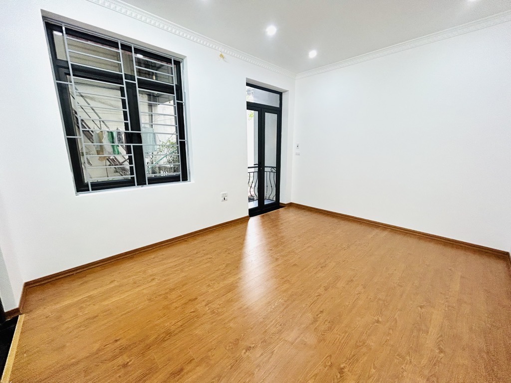 BÁN NHÀ MẶT PHỐ HOÀNG VĂN THÁI, THANH XUÂN–NỞ HẬU–Ô TÔ,  TRÁNH–ĐƯỜNG PHỐ RỘNG THÊNH THANG- 32,8M2 GIÁ CHỈ 10,3 TỶ ! 🔥 - Ảnh chính