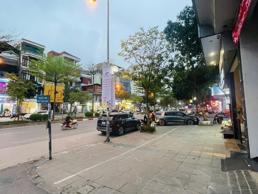 TRUNG KÍNH - PHÂN LÔ Ô TÔ - LÔ GÓC 3 MẶT THOÁNG, Ở SƯỚNG - 60m  CHỈ 19.3 TỶ - Ảnh chính