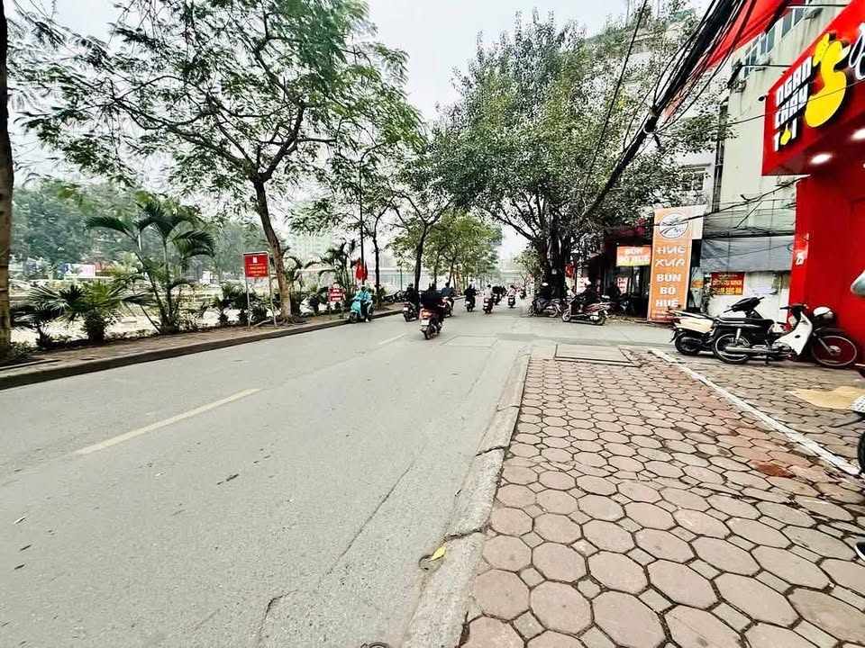 BÁN GẤP NHÀ MẶT PHỐ KHƯƠNG ĐÌNH, VỈA HÈ KINH DOANH _DT 120M2, 4 TẦNG, MT 5M, 32TỶ - Ảnh chính