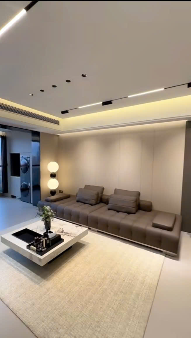 Cực hiếm, nhà phố Bồ Đề, 62m, gần hồ, ô tô tránh, hơn 10 tỷ. - Ảnh chính