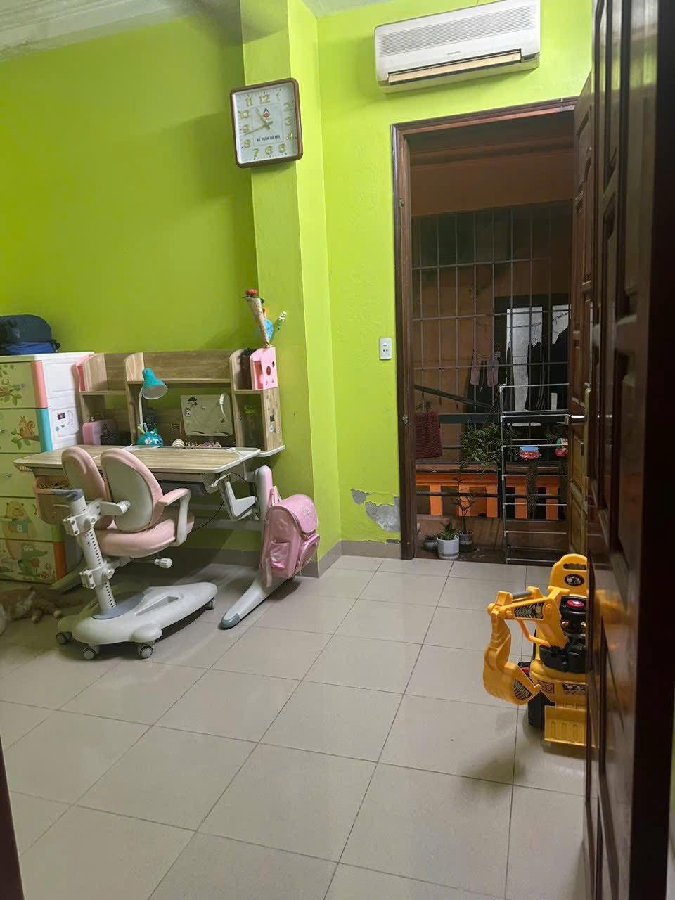 Cho thuê nhà nguyên căn  Bùi Xương Trạch - Thanh Xuân 35m x 4T, 4 ngủ full đồ giá 11tr - Ảnh 2