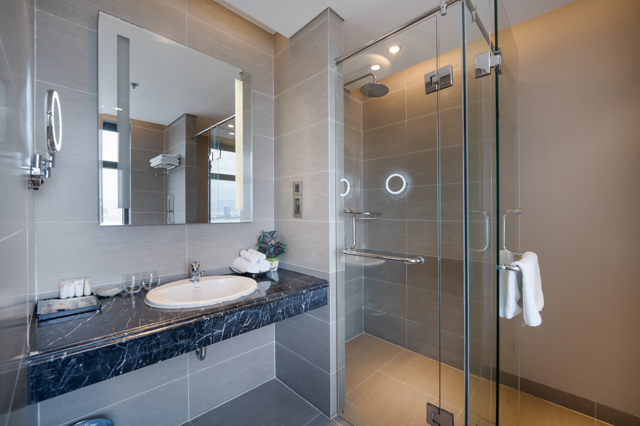 Chủ đi Mỹ bán nhanh cho khách thiện chí căn 2PN 75m2 full nội thất, sở hữu lâu dài,view biển Mỹ Khê - Ảnh 5