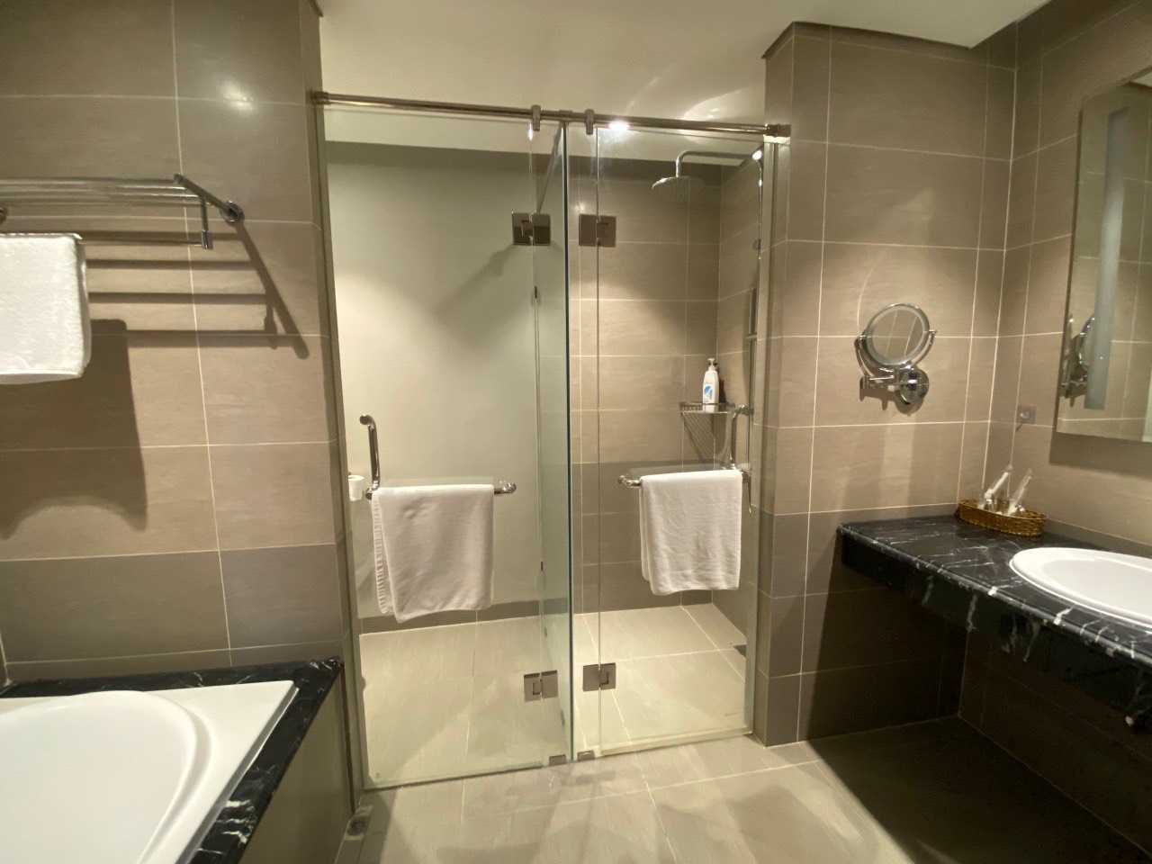 Chủ đi Mỹ bán nhanh cho khách thiện chí căn 2PN 75m2 full nội thất, sở hữu lâu dài,view biển Mỹ Khê - Ảnh 6