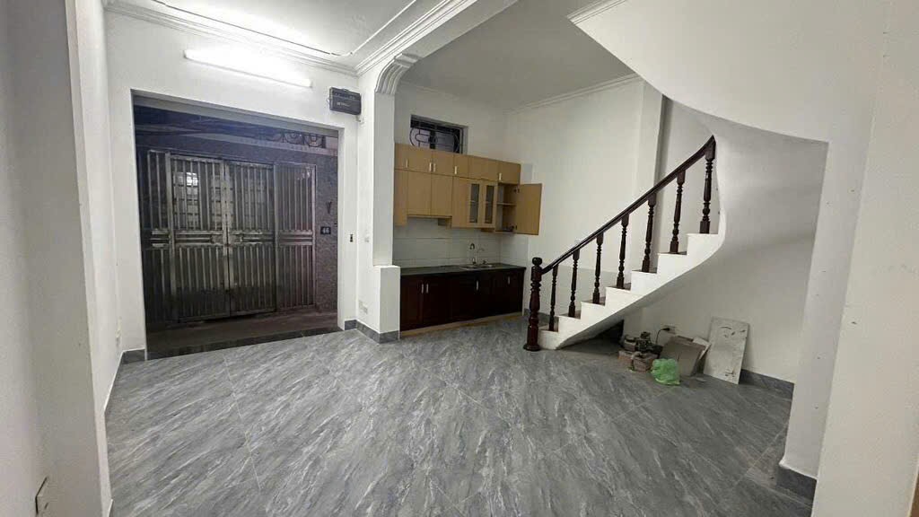 Chân dài Thuỵ Khuê - Đi bộ ra Hồ Tây - Ở hay xây ccmn đều tuyệt vời - Mặt tiền bề thế - Ảnh chính