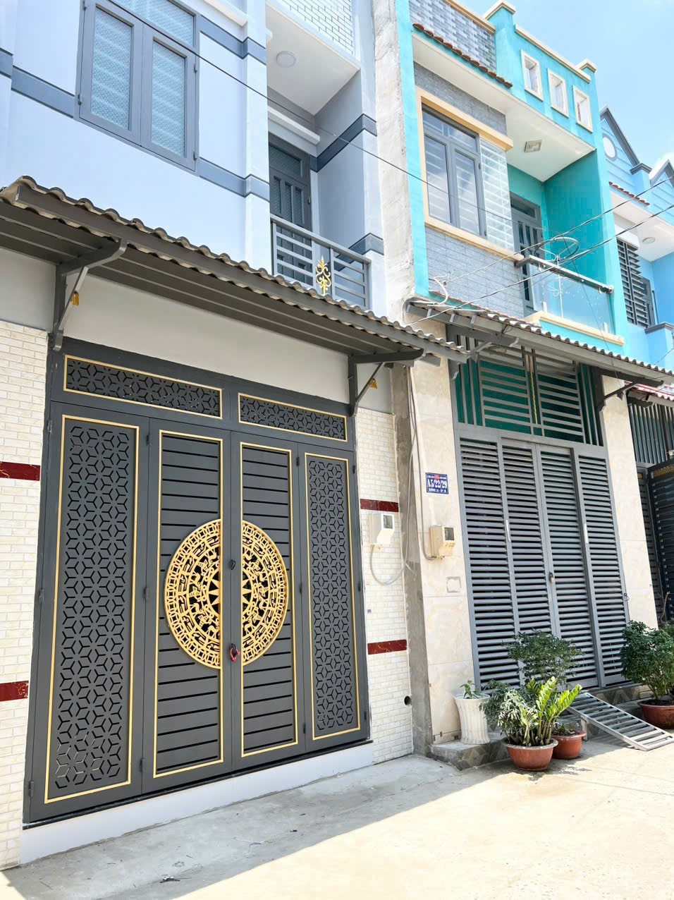 Chủ ngộp bank cần bán gấp nhà  60M2 gần UBND, SR giá 1,2tỷ - Ảnh chính