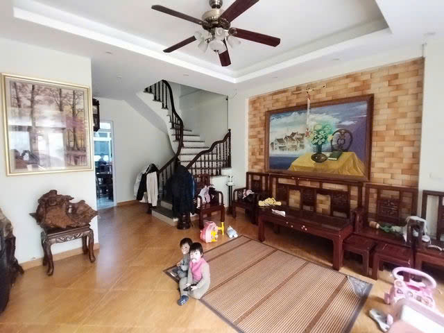SIÊU PHẨM BIỆT THỰ SÂN VƯỜN PHỐ NGỌC THỤY - 2 THOÁNG 100m2,5 tầng 21.5 tỷ Long Biên. - Ảnh 3
