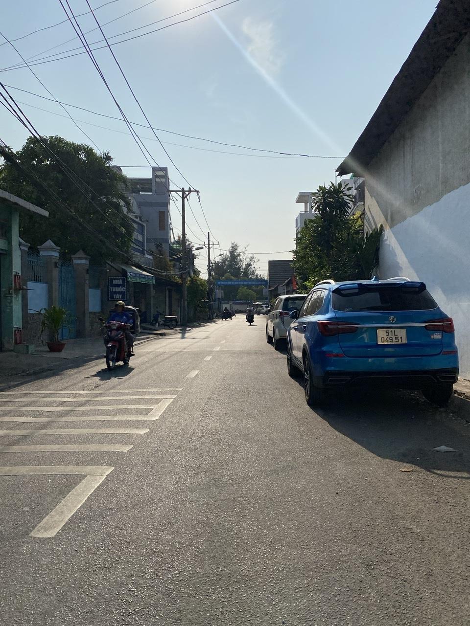BÁN NHÀ MẶT TIỀN LUỸ BÁN BÍCH, P. TÂN THỚI HOÀ, QUẬN TÂN PHÚ, GIÁ 4,5 TỶ - Ảnh 1