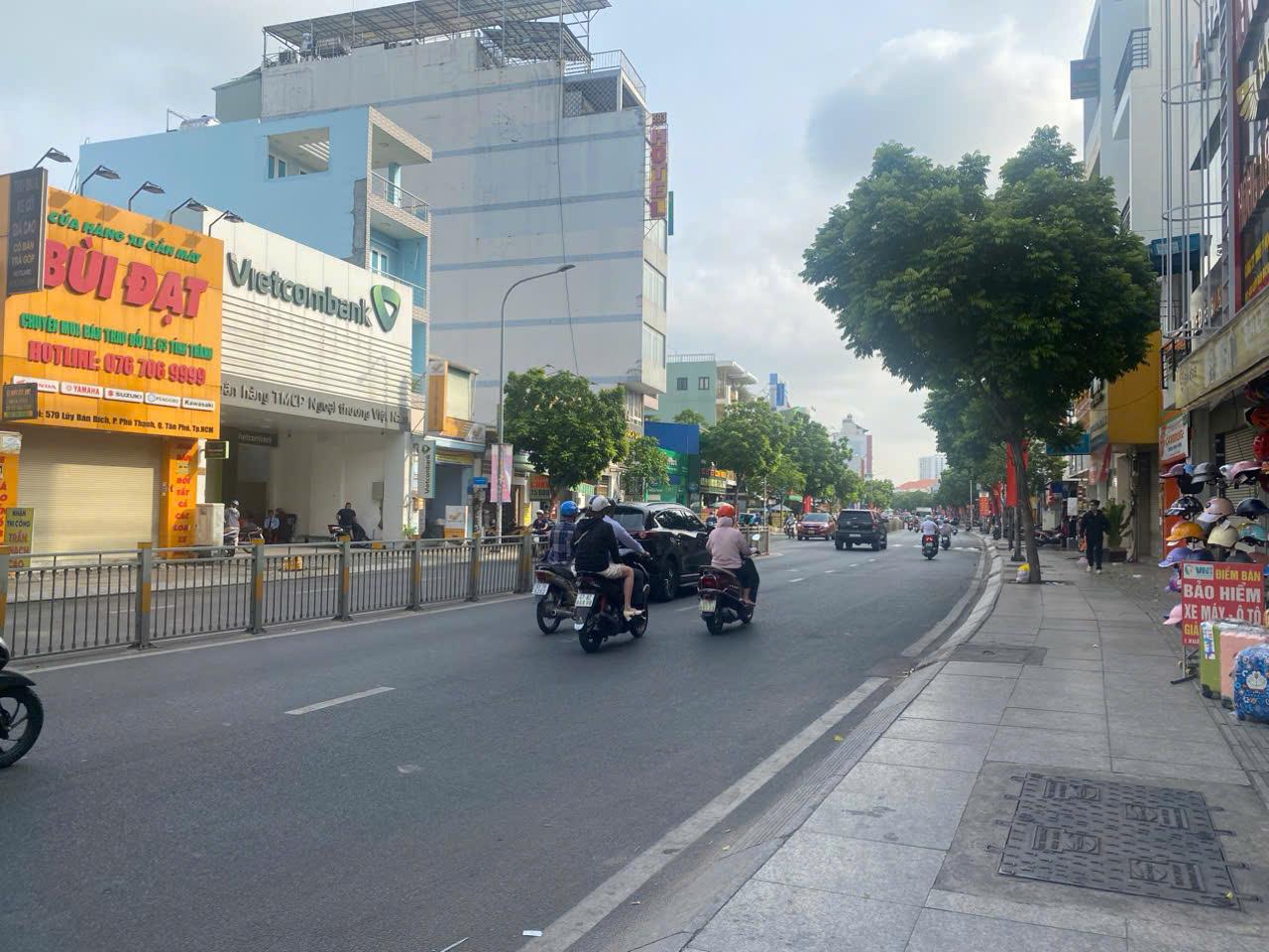 BÁN NHÀ MẶT TIỀN LUỸ BÁN BÍCH, P. TÂN THỚI HOÀ, QUẬN TÂN PHÚ, GIÁ 4,5 TỶ - Ảnh chính