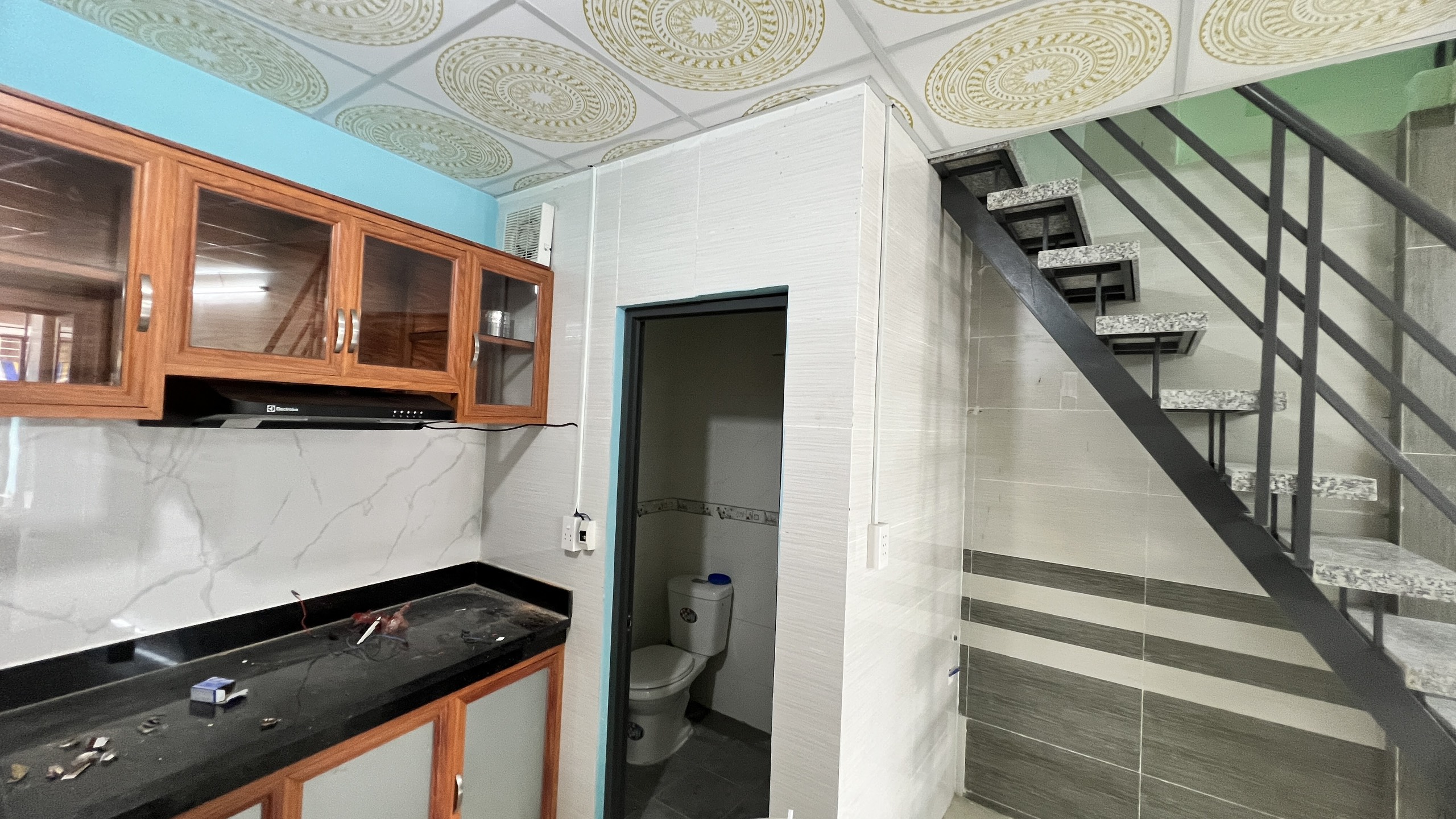 nhà dưới 4 tỷ quận 7, phường tân quy, 2 tầng, hẻm xe ba gác vào tận nơi - Ảnh 1