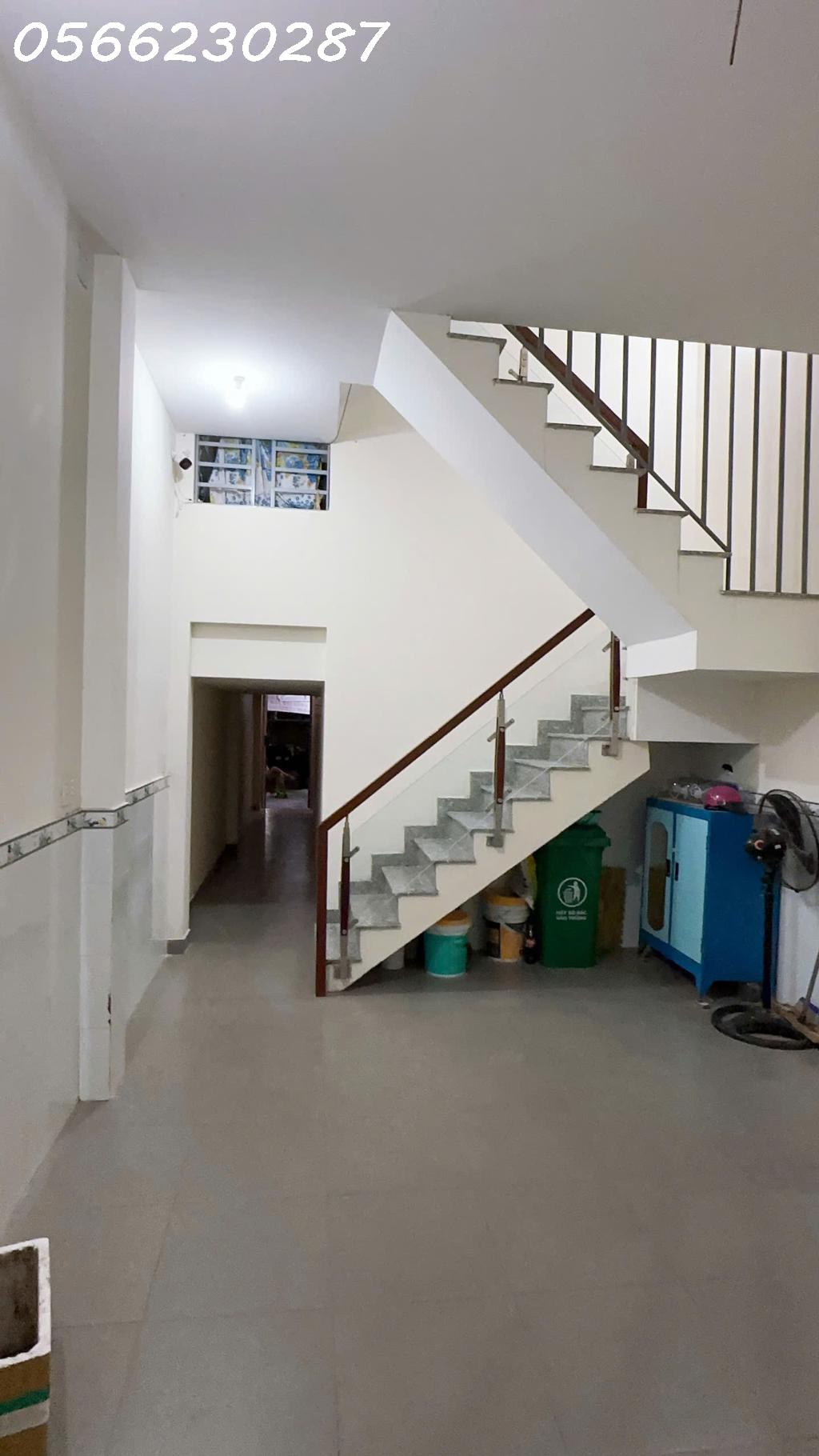 BÁN NHÀ 2 TẦNG, 60M2, NGÕ HIẸP THÀNH, QUẬN 12 - GIÁ HỜ 4.5 TỶ - SỔ ĐỎ CHÍNH CHỦ - Ảnh 1
