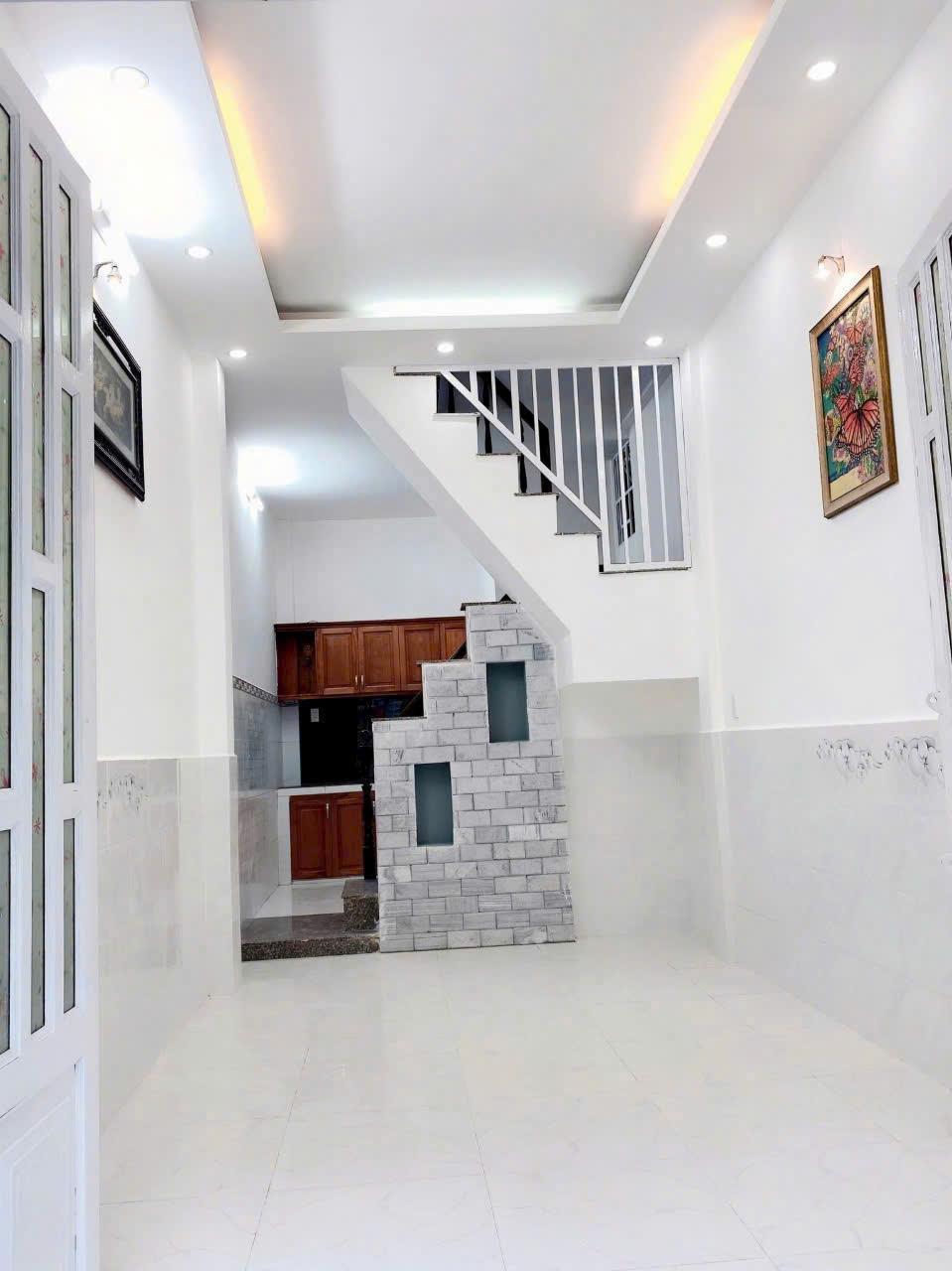 *Nhà Mới Đẹp-Vào ở Ngay-Hẻm 4m Gần Mặt tiền Vĩnh Viễn Q10 -3 Tầng Nở hậu 3.9m, 6Tỷ Hơn - Ảnh 1