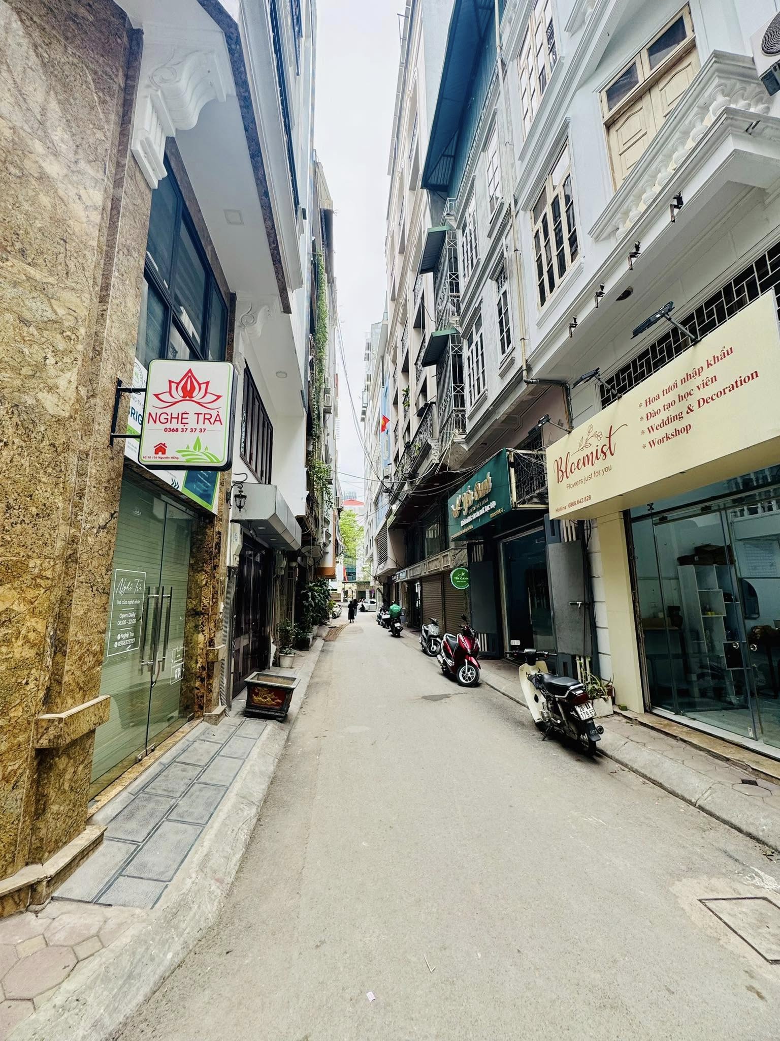Bán nhà Phân Lô Ô tô tránh Phố Nguyên Hồng 34/36m x 4 Tầng, MT 5.2m 16.2 Tỷ,KD tốt - Ảnh 2