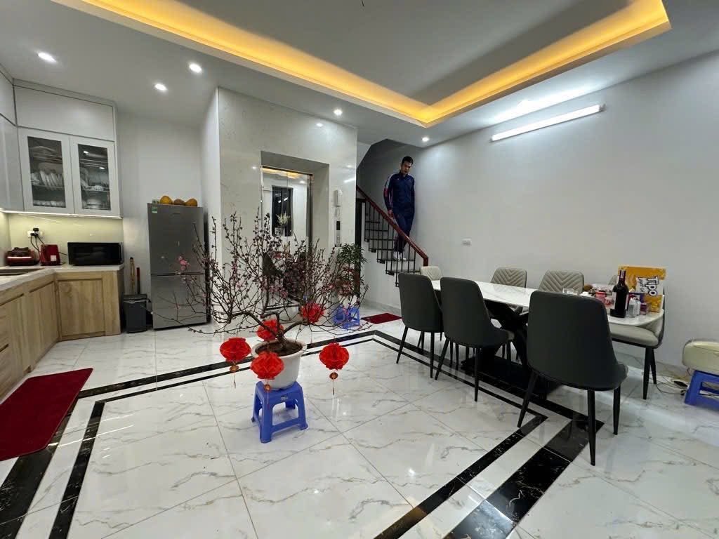 MẶT NGÕ TRƯƠNG ĐỊNH - 20M RA PHỐ - 5 TẦNG THANG MÁY - GIÁ 7 TỶ - Ảnh chính