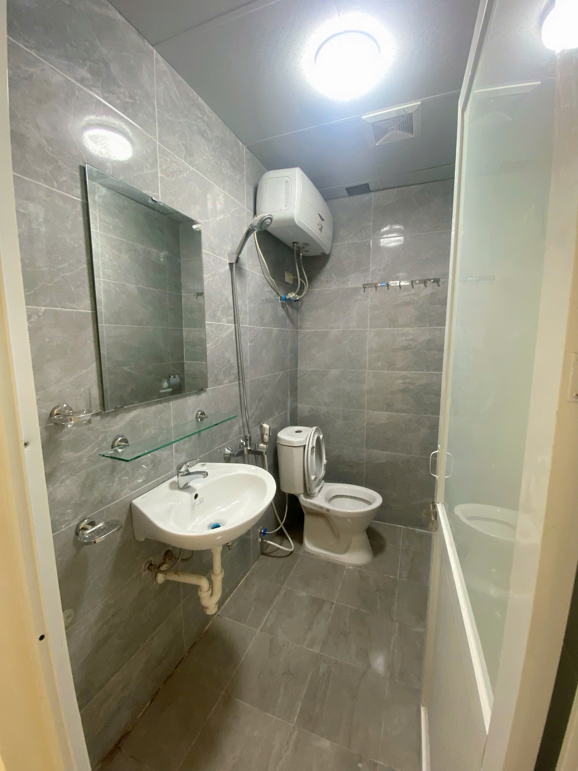 MÌNH CẦN PASS PHÒNG CCMN 30M2 TẠI NHÀ SỐ 1, NGÕ 28/299 ĐẠI MỖ, PHƯỜNG ĐẠI MỖ, QUẬN NAM TỪ LIÊM, HÀ - Ảnh 3