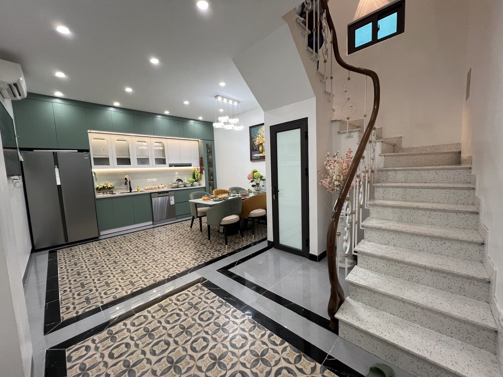 PHỐ MINH KHAI - LÔ GÓC MỚI ĐẸP LONG LANH - NỘI THẤT SANG TRỌNG 45M - 4T 7.9 TỶ 0965549363 - Ảnh 1