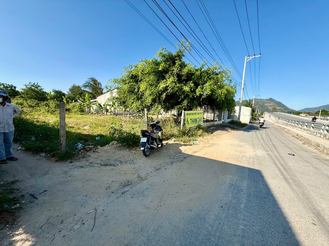 Bán lô đất 2 mặt tiền suối cát - cam lâm dt 286m2 Giá 1ty5 . lh Trần Yên Trinh - Ảnh 1