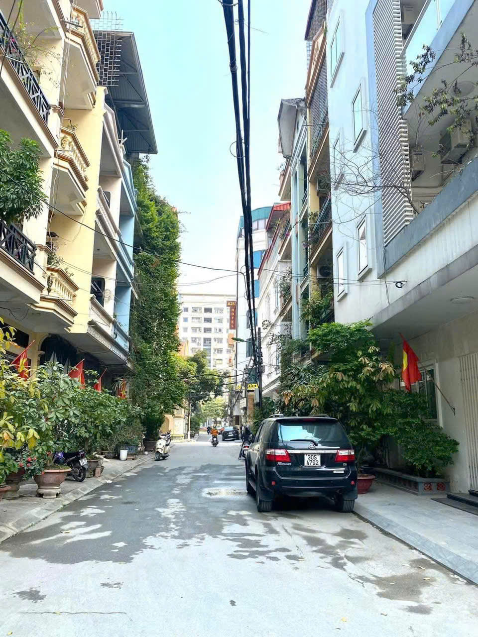 BIỆT THỰ KHU VIP CẦU GIẤY, LÔ GÓC VỈA HÈ  Ô TÔ TRÁNH, 186M2, 4 TẦNG, GIÁ ĐẦU TƯ 34 TỶ 500 - Ảnh 1
