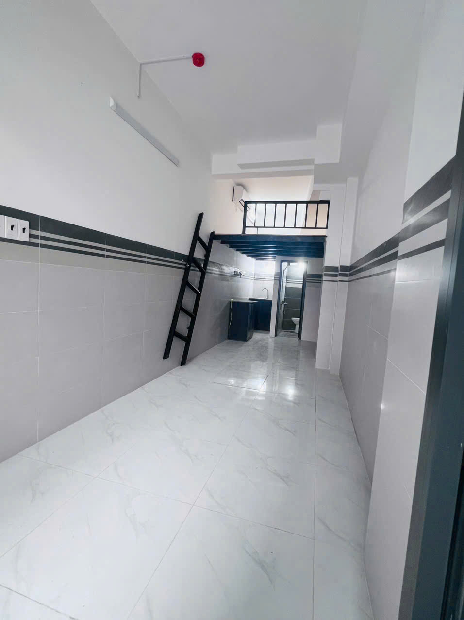 BÁN CHDV 30 PHÒNG THU NHẬP 130TR/ THÁNG P. LINH TRUNG. TP THỦ ĐỨC - 0985608188 - Ảnh 3