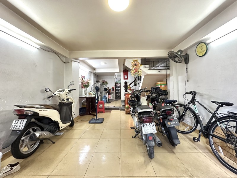 10 CHDV HXH NGAY CHỢ PHẠM VĂN HAI, GẦN SÂN BAY - 131M2 CN ĐỦ NGANG GẦN 5M, 5 TẦNG - DÒNG TIỀN GẦN - Ảnh chính