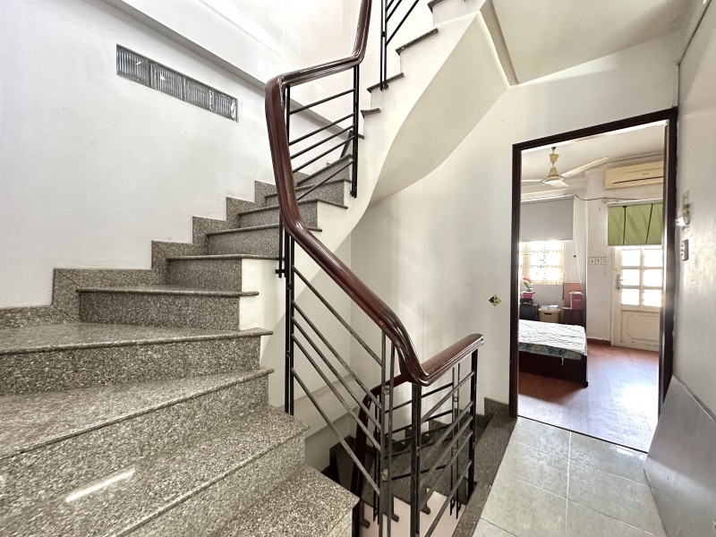 10 CHDV HXH NGAY CHỢ PHẠM VĂN HAI, GẦN SÂN BAY - 131M2 CN ĐỦ NGANG GẦN 5M, 5 TẦNG - DÒNG TIỀN GẦN - Ảnh 2