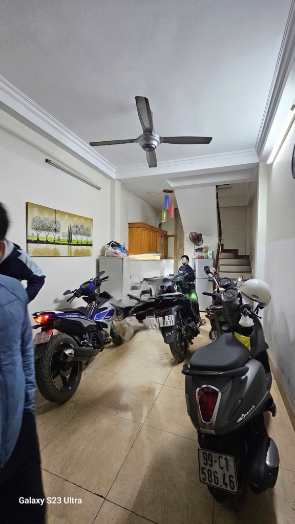 Trước nhà ngõ rộng 2m, thông tứ tung, đi đâu cũng tiện - Ảnh 3