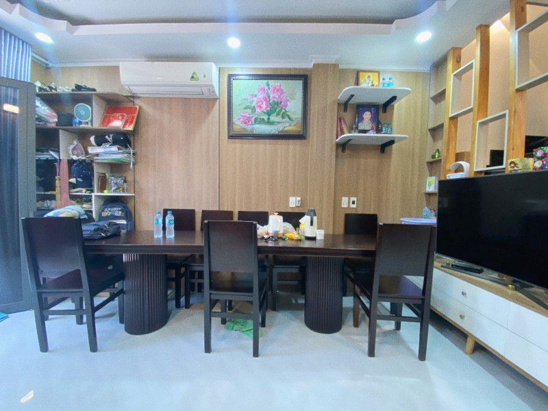 NHÀ 3 TẦNG NHỎ XINH - HẺM NHỰA 3.5M SẠCH SẼ AN NINH DÂN TRÍ - NHỈNH 3 TỶ. - Ảnh 1