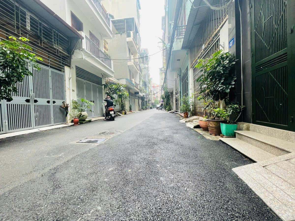 Bán nhà lô góc Nguyễn Ngọc Nại – 2 mặt ô tô tránh, 65m², MT 7m ngõ thông giá 23 tỷ - Ảnh 1