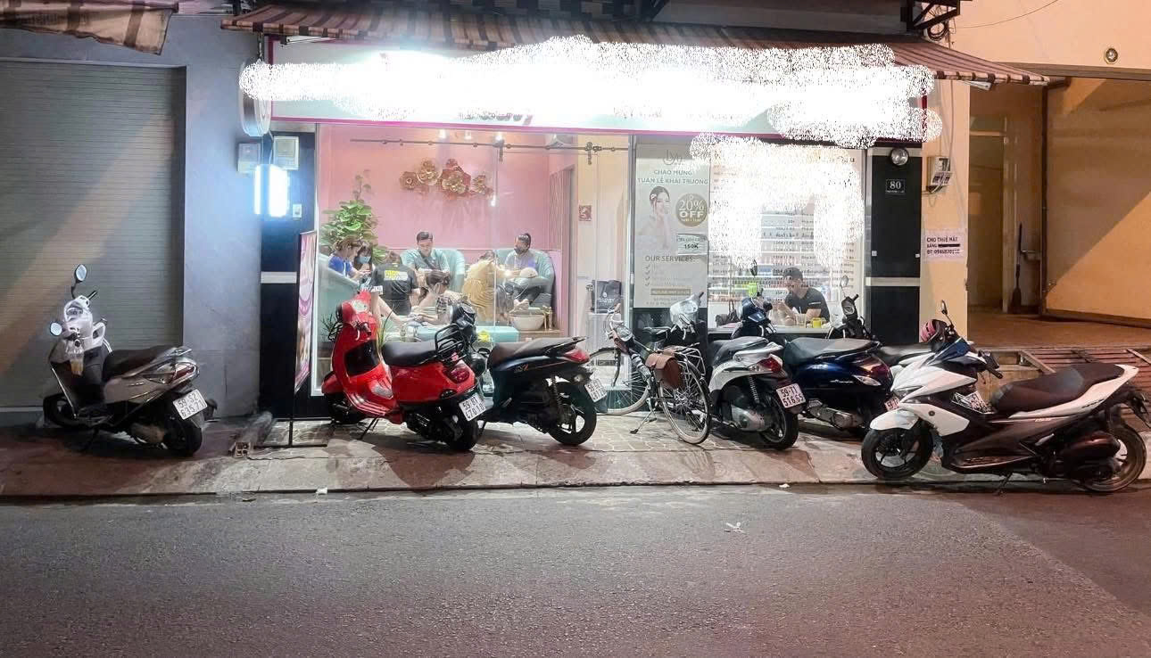 Sang Gấp Nhà Nguyên Căn Tọa lạc đường Phùng Văn Cung trung tâm quận Phú Nhuận, Hồ Chí Minh - Ảnh chính