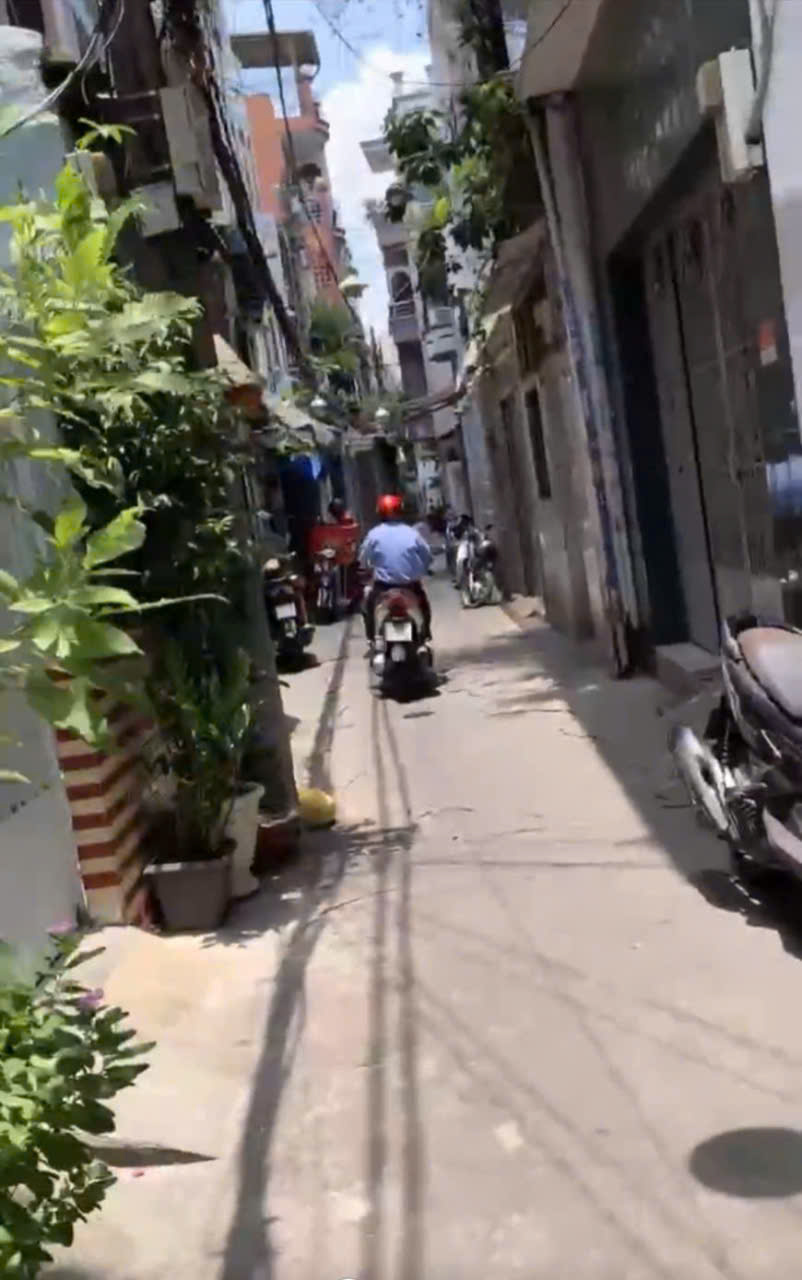 Nhà Gần mặt tiền, Vĩnh Viễn, Quận 10,3tầng,31m2 , Sổ Vuông, BTCT, Hoàn Công Đủ, dưới7 tỷ - Ảnh chính