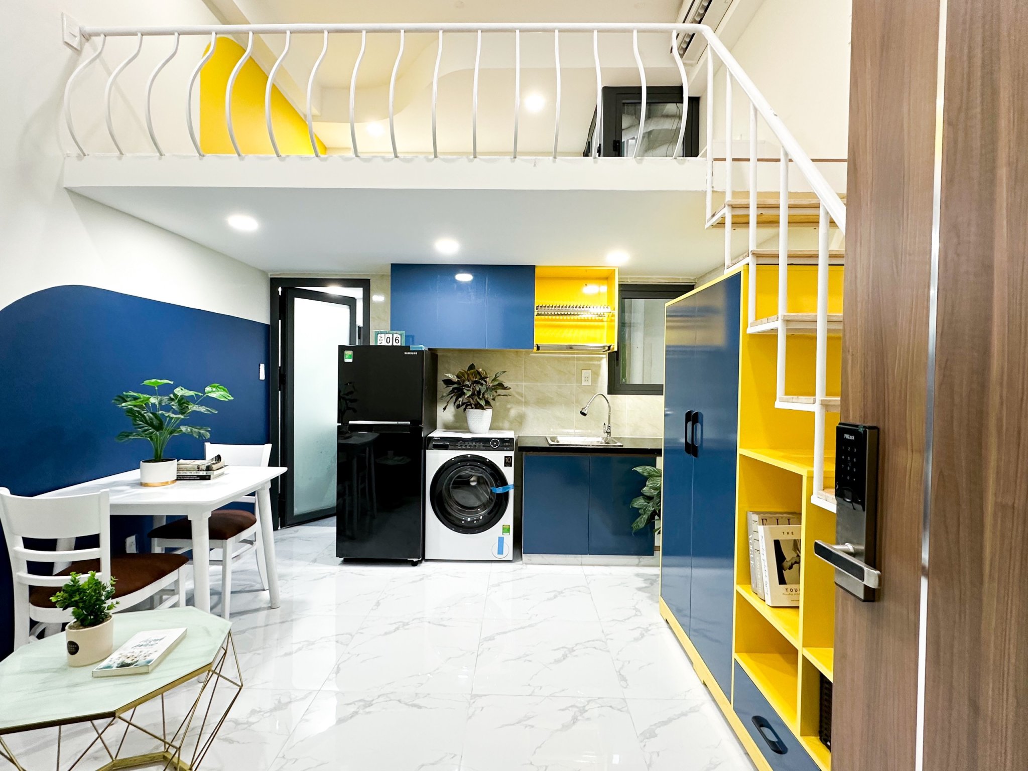 Building căn hộ dịch vụ 200m²  x 7 tầng + tum, 36 phòng tại Quan Hoa, Cầu Giấy, tiền về như lá mít - Ảnh 4